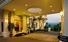 Rizen Premiere Hotel